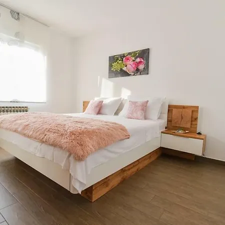 Daniela Appartement *