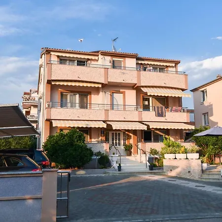 Daniela Apartman